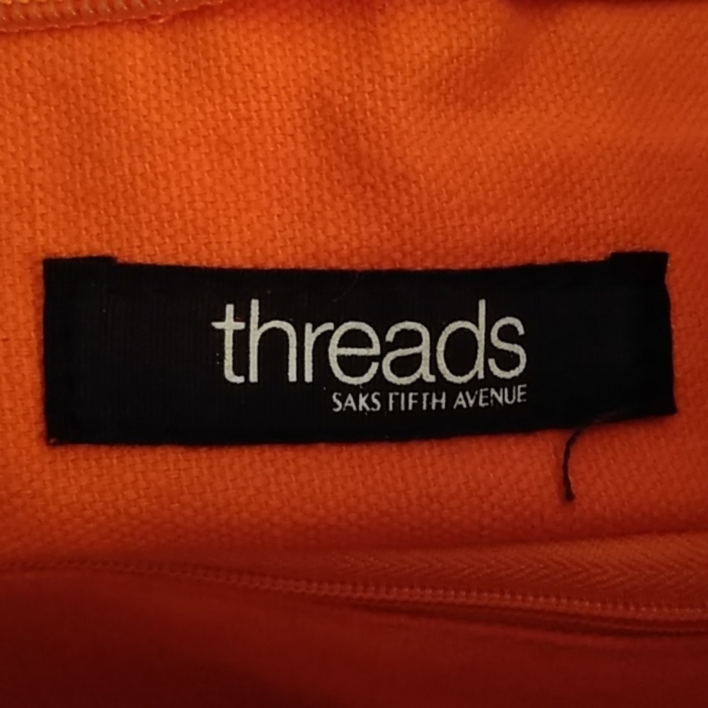 Saks Fifth Ave Threads - Picture 2 of 6